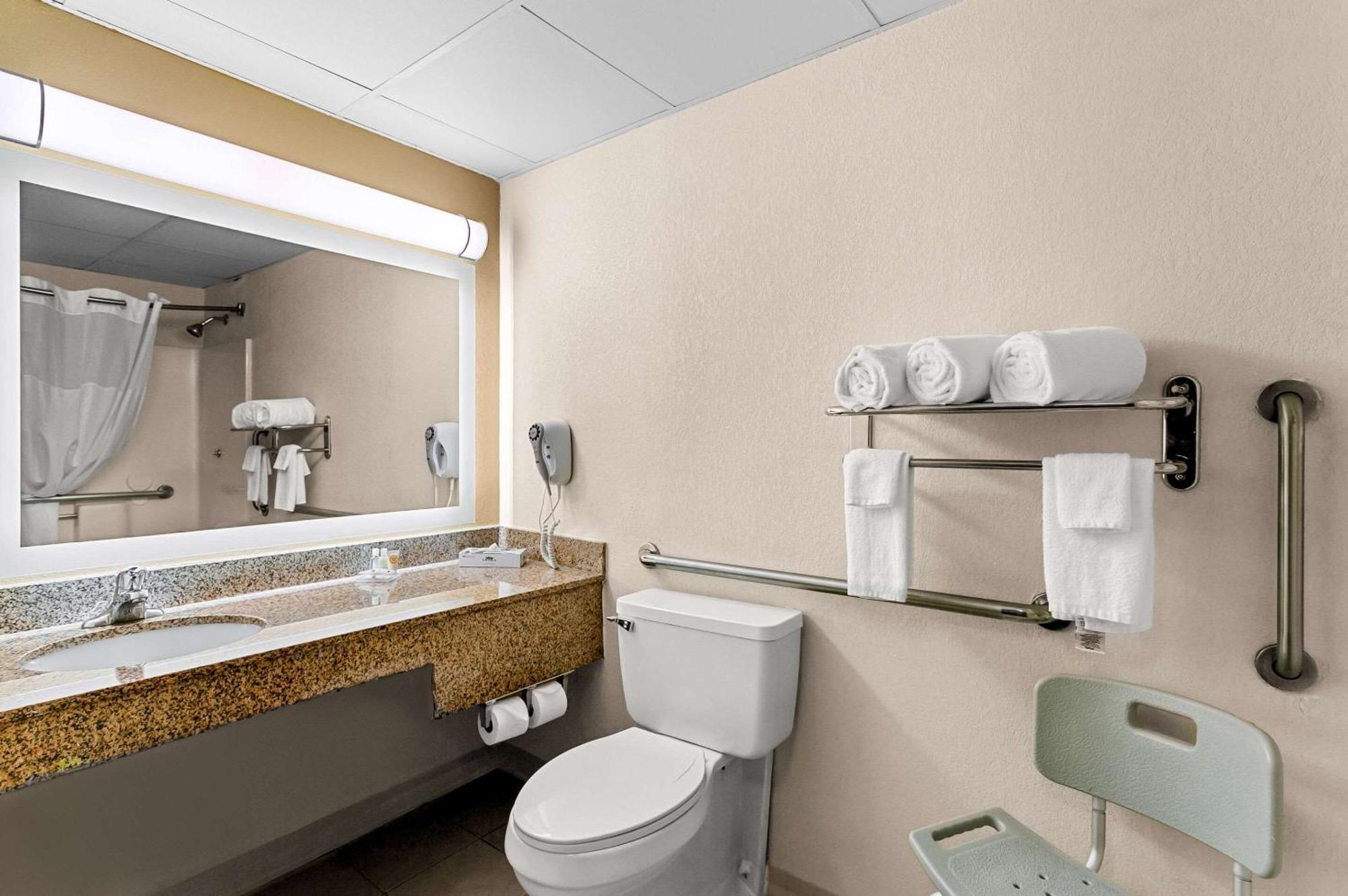 Quality Inn Jessup - Columbia South Near Fort Meade מראה חיצוני תמונה